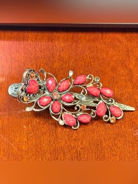 Pink flower hair clip with rhinestones